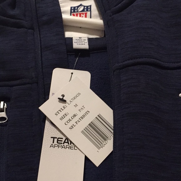 New England Patriots zip up jacket - Picture 2 of 3